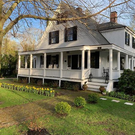 Olde Captains Inn Yarmouth Port Exterior foto